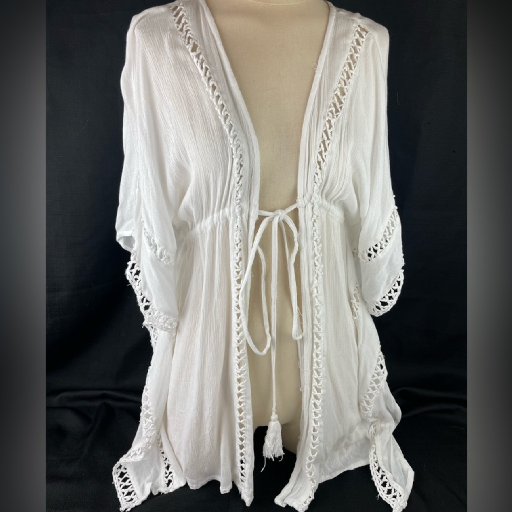 Raviya White tie Front Swim Cover Up Size Small